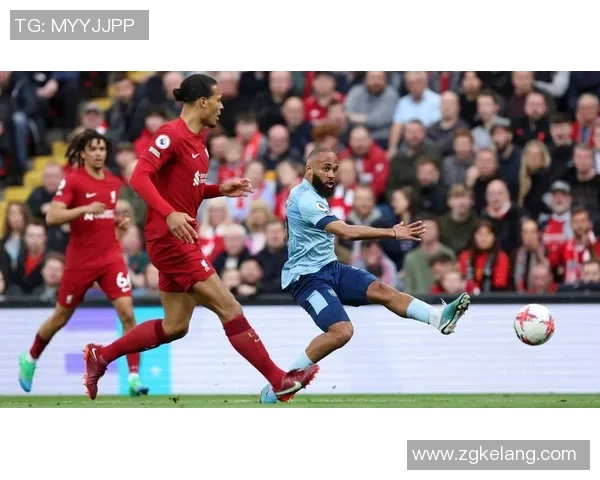 曼联与利物浦欧联对决精彩回顾与赛后分析